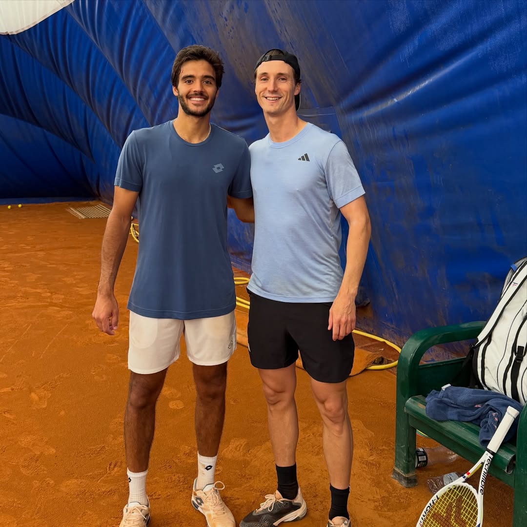 Cabral estreia-se em Barcelona frente a dupla de topo mundial