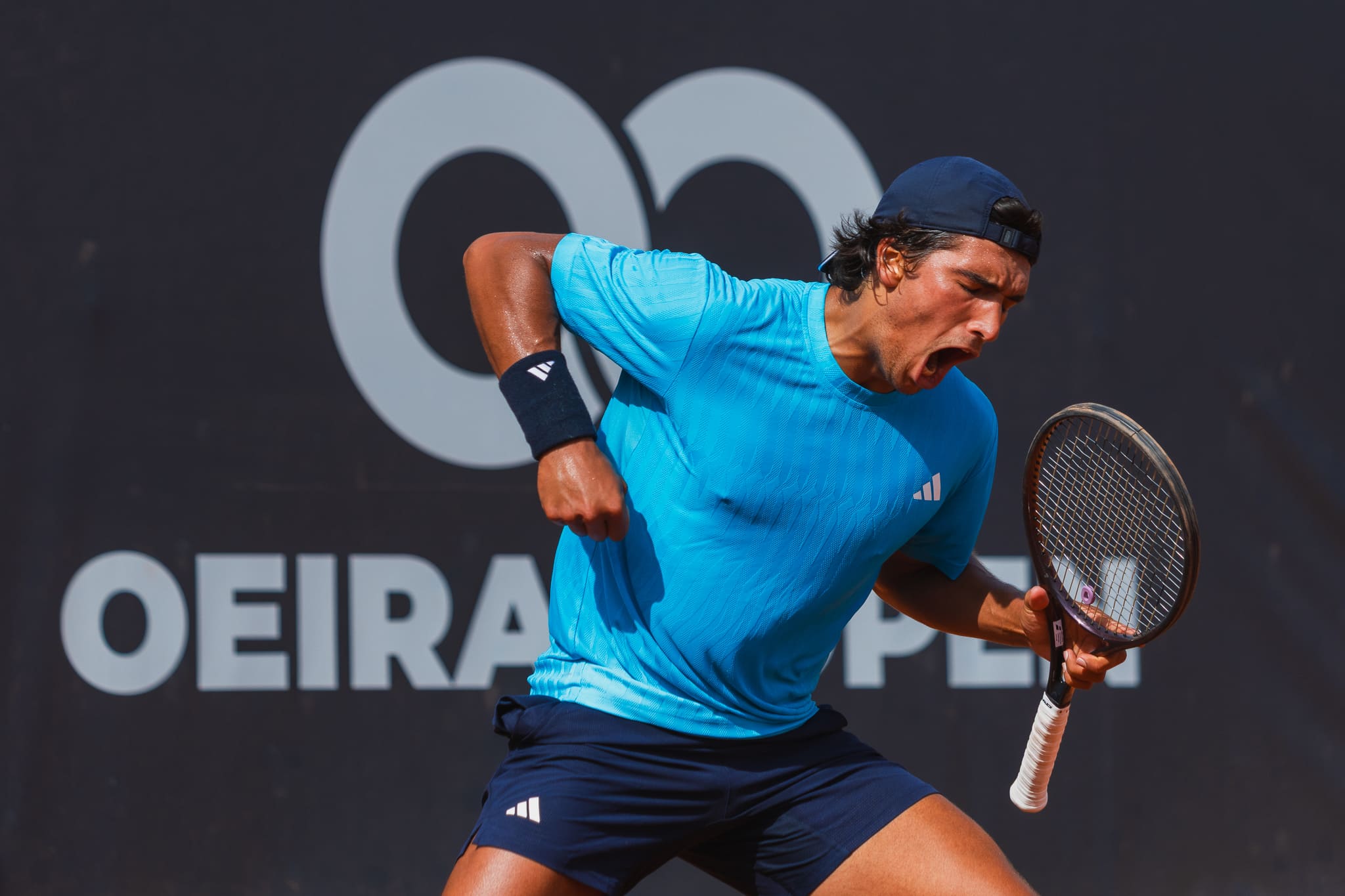 Rocha sobrevive a mais um duelo de tie-breaks e está nos quartos em Oeiras