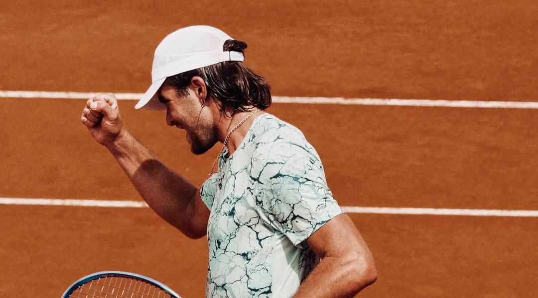 Faria vira Halys em Madrid e fica a uma ronda do quadro principal